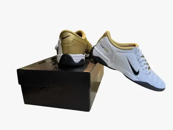 Nike Total 90 III SP White Metallic Gold HJ9351-101 Indoor Soccer Shoes - Picture 10 of 16
